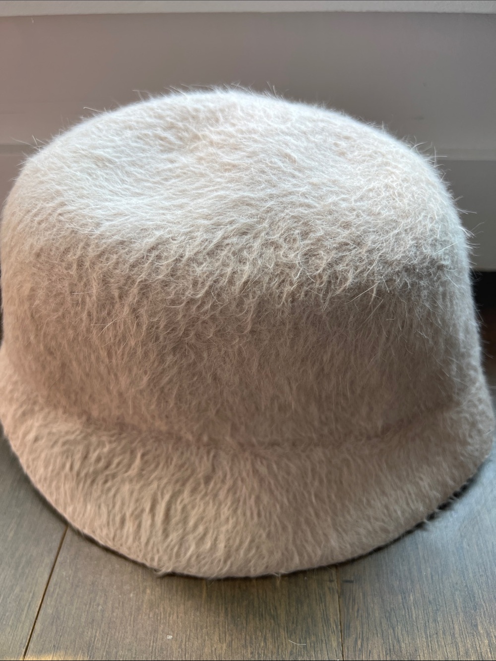 Rare Clyde Faux Fur Bucket Hat in Cream